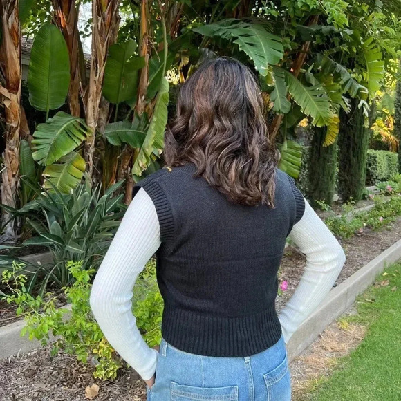 Argyle Sweater Vest Black/Multicolor V-Neck Soft Cozy Knitted - Picture 3 of 6